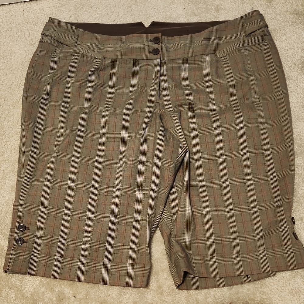 Lane Bryant Shorts Womens 24 Bermuda Tartain Plaid Brown Tan Black Gray